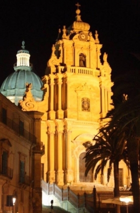 RAGUSA IBLA BY NIGTH - RAGUSA TOURIST GUIDE